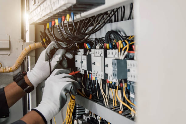 Best Emergency Electrical Repair  in Fairbury, IL